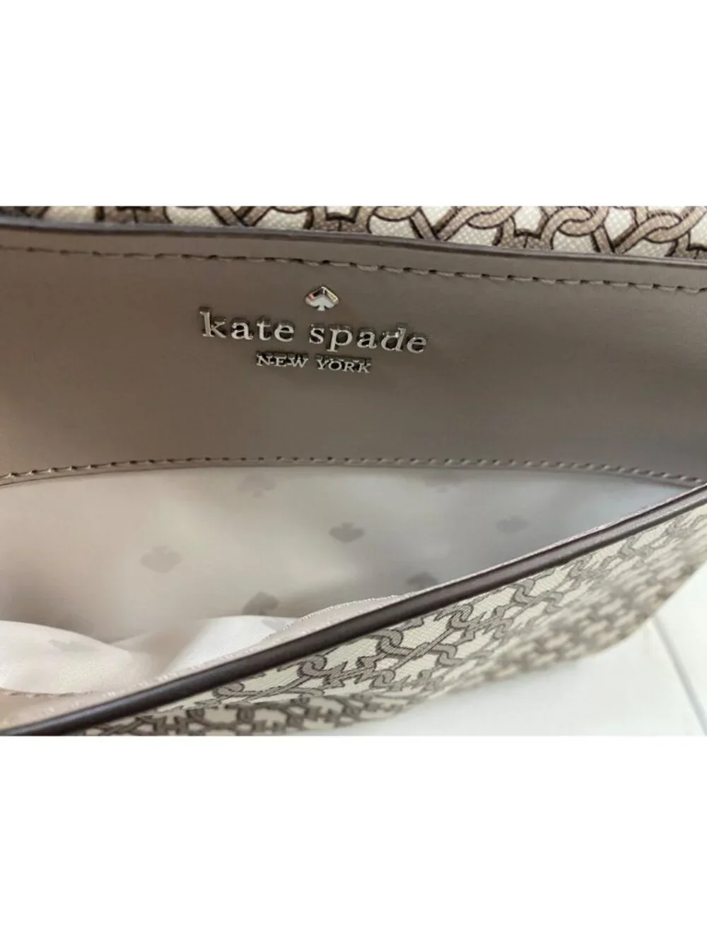 Kate Spade New York Crossbody Gray/Beige Camera Bag - Picture 9 of 15